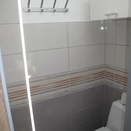 Moderní Chata Máchovo Jezero - Staré Splavy Doksy (Liberec)